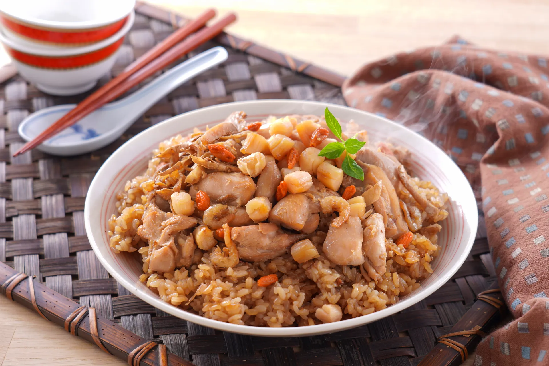 竹南懷舊-麻油雞干貝米糕